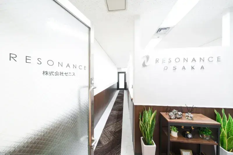 レゾナンス大阪梅田店 写真2