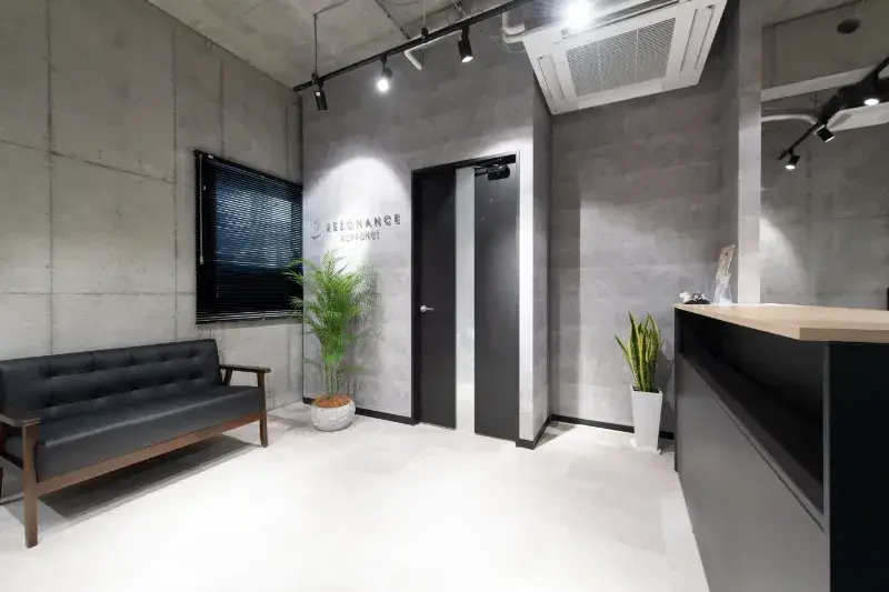 レゾナンス六本木店 写真2